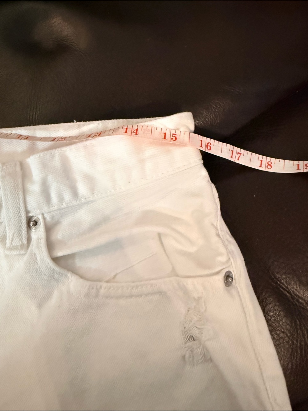 We the Free 30 - White Distressed Denim Shorts - Women's Frayed Hem - Picture 6 of 8